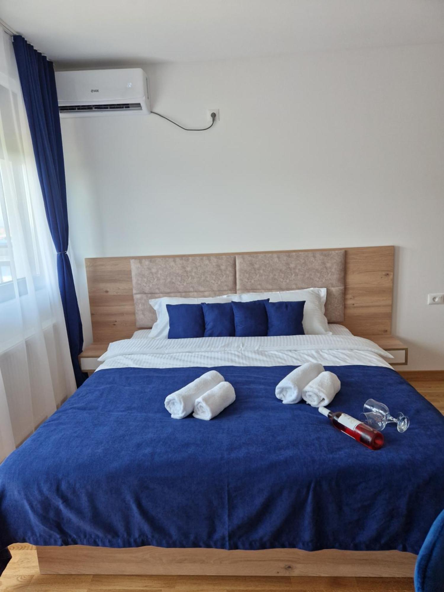 Apartment Zlatanovic *
